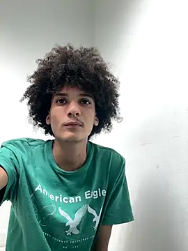 Snapshot of Max_Rain chatting on November 5, 1:16 am Max Rain online show from November 5, 1:16 am