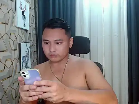 BicuriousExploer online show from December 3, 10:46 am