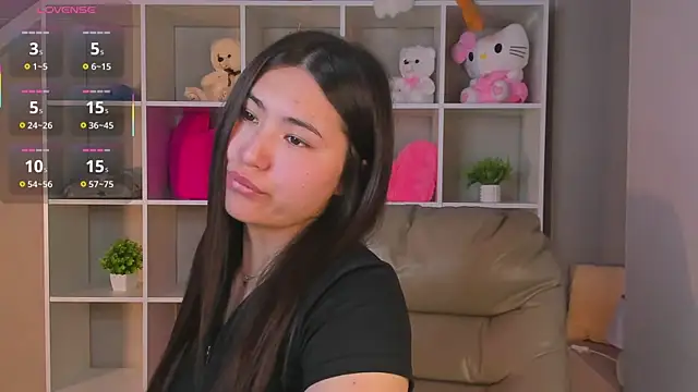 Megan Williamms online show from September 10, 8:25 am