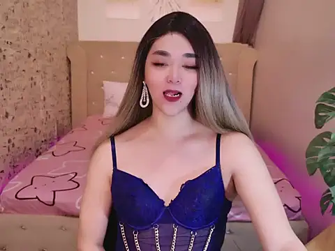 Snapshot of Ts-yoshi chatting on September 11, 6:35 am Ts-yoshi online show from September 11, 6:35 am