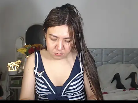 Snapshot of stellahugeX chatting on November 13, 8:52 pm stellahugeX online show from November 13, 8:52 pm