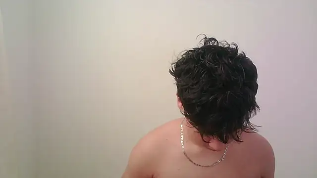 Snapshot of zeus_181 chatting on November 10, 1:21 pm zeus 181 online show from November 10, 1:21 pm