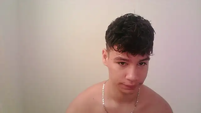 Snapshot of zeus_181 chatting on November 27, 1:13 pm zeus 181 online show from November 27, 1:13 pm