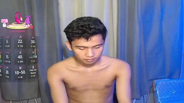 Snapshot of Demure_Asian143 chatting on December 16, 5:29 pm Demure Asian143 online show from December 16, 5:29 pm