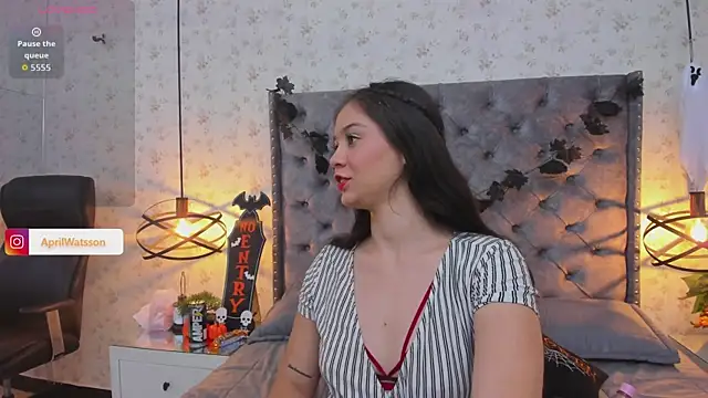 Snapshot of Aprilwatson chatting on October 19, 1:56 pm Aprilwatson online show from October 19, 1:56 pm