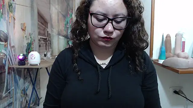 greeneyes nurse online show from February 18, 6:15 pm