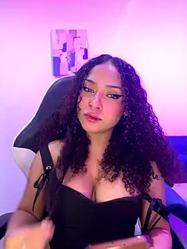 Snapshot of Kass_1 chatting on November 22, 12:09 am Kass 1 online show from November 22, 12:09 am