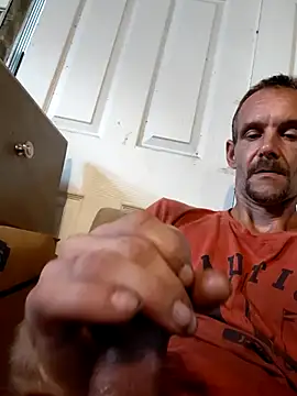 Snapshot of Hungwell1515 chatting on September 10, 12:05 pm Hungwell1515 online show from September 10, 12:05 pm