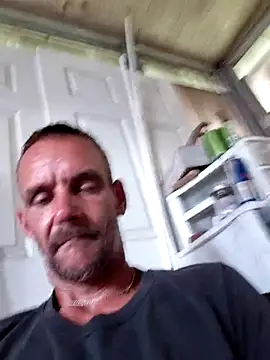 Snapshot of Hungwell1515 chatting on October 7, 4:37 pm Hungwell1515 online show from October 7, 4:37 pm