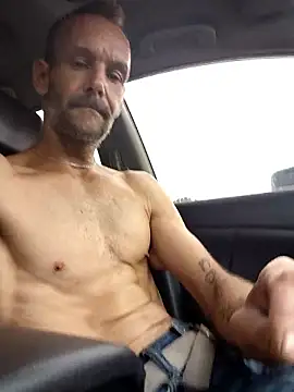 Snapshot of Hungwell1515 chatting on October 10, 12:26 pm Hungwell1515 online show from October 10, 12:26 pm