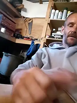 Snapshot of Hungwell1515 chatting on October 23, 3:11 pm Hungwell1515 online show from October 23, 3:11 pm