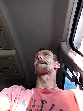 Snapshot of Hungwell1515 chatting on November 4, 8:08 pm Hungwell1515 online show from November 4, 8:08 pm