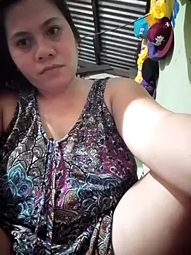 Snapshot of phoenix_1994 chatting on October 24, 7:54 pm phoenix 1994 online show from October 24, 7:54 pm