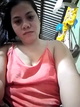 Snapshot of phoenix_1994 chatting on November 2, 7:49 pm phoenix 1994 online show from November 2, 7:49 pm