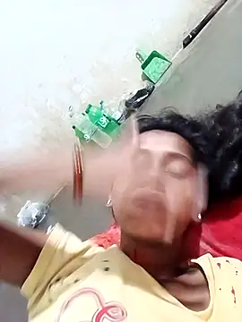 Snapshot of Saniye-143 chatting on September 8, 2:38 pm Saniye-143 online show from September 8, 2:38 pm