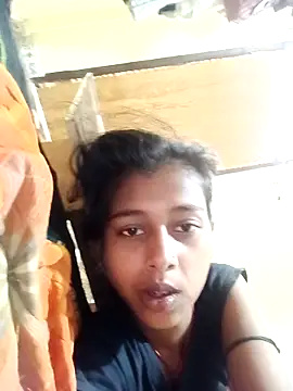 Snapshot of Saniye-143 chatting on September 27, 5:45 am Saniye-143 online show from September 27, 5:45 am