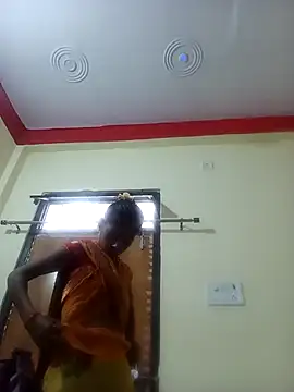 Snapshot of Saniye-143 chatting on September 30, 5:12 am Saniye-143 online show from September 30, 5:12 am