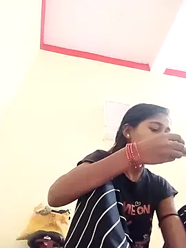 Snapshot of Saniye-143 chatting on October 8, 5:16 am Saniye-143 online show from October 8, 5:16 am