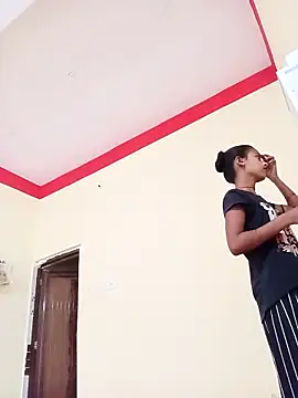 Snapshot of Saniye-143 chatting on October 11, 5:50 am Saniye-143 online show from October 11, 5:50 am