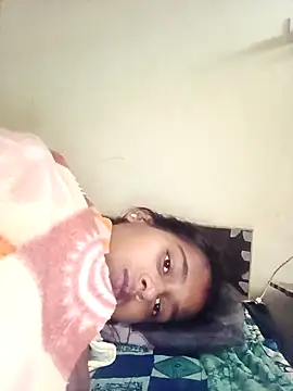 Snapshot of Saniye-143 chatting on October 12, 2:54 am Saniye-143 online show from October 12, 2:54 am