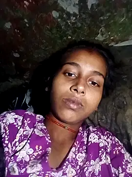 Snapshot of Saniye-143 chatting on October 31, 5:36 pm Saniye-143 online show from October 31, 5:36 pm