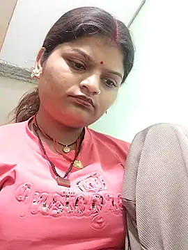 Snapshot of Hot_mirchjii chatting on October 18, 12:24 am Hot mirchjii online show from October 18, 12:24 am