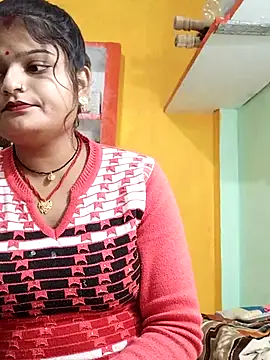 Hot mirchjii online show from December 15, 11:03 am