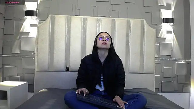 katalina07 1 online show from April 18, 2:54 pm