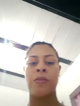 Snapshot of daliataleboficiall chatting on November 11, 10:21 pm daliataleboficiall online show from November 11, 10:21 pm