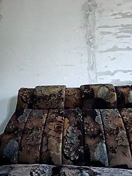 Snapshot of Alex-andru88 chatting on September 14, 8:35 am Alex-andru88 online show from September 14, 8:35 am