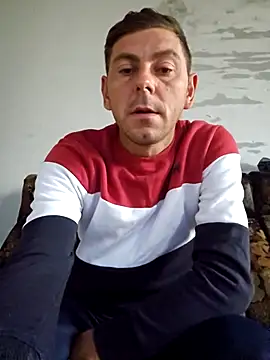 Snapshot of Alex-andru88 chatting on September 17, 6:26 am Alex-andru88 online show from September 17, 6:26 am