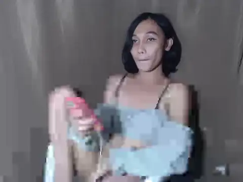 Snapshot of Urfucking_khloe1 chatting on September 24, 12:30 pm Urfucking khloe1 online show from September 24, 12:30 pm