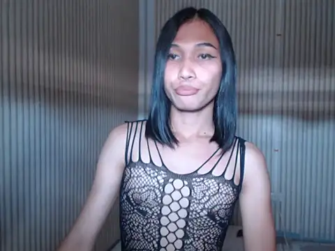 Urfucking khloe1 online show from February 14, 12:29 am