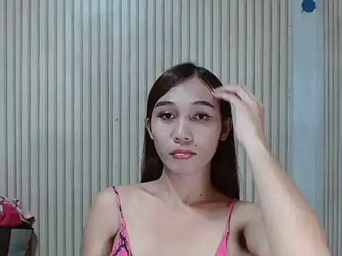 Urfucking khloe1 online show from June 5, 10:21 am