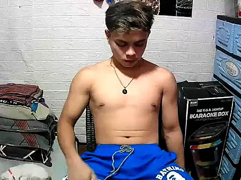 Snapshot of Pinoy_slutcummer69 chatting on January 15, 7:02 am Pinoy slutcummer69 online show from January 15, 7:02 am