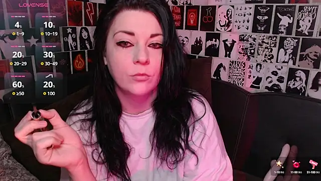 Snapshot of Kvopa chatting on October 11, 9:19 am Kvopa online show from October 11, 9:19 am