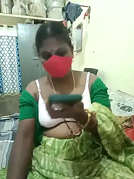 Snapshot of Nrl69 chatting on November 1, 9:11 am Nrl69 online show from November 1, 9:11 am