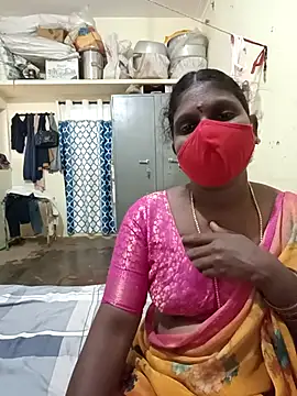 Snapshot of Nrl69 chatting on November 4, 7:18 am Nrl69 online show from November 4, 7:18 am