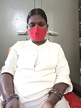 Snapshot of Nrl69 chatting on December 5, 7:50 am Nrl69 online show from December 5, 7:50 am