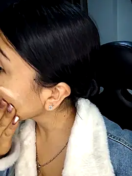 Snapshot of Aniajoness_ chatting on November 18, 3:34 am Aniajoness online show from November 18, 3:34 am