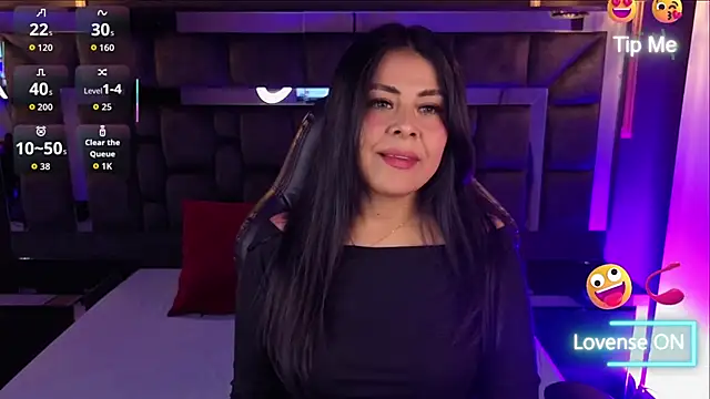 Aniajoness  online show from April 7, 3:18 am