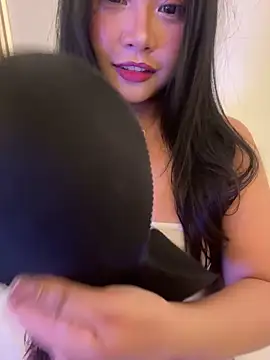 Snapshot of jinawaves chatting on November 14, 9:19 am jinawaves online show from November 14, 9:19 am