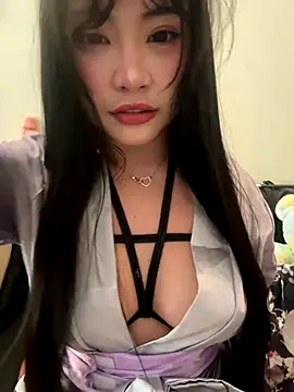 Snapshot of jinawaves chatting on November 20, 8:14 am jinawaves online show from November 20, 8:14 am