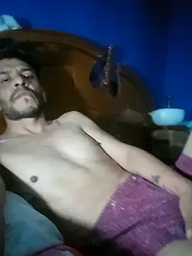 Snapshot of ValidManhood chatting on September 18, 5:53 am ValidManhood online show from September 18, 5:53 am