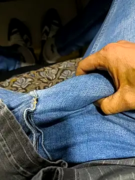 Snapshot of Ersin_meral chatting on September 13, 4:07 pm Ersin meral online show from September 13, 4:07 pm