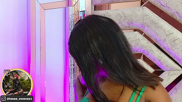 Tessa Owenss online show from March 6, 9:33 pm