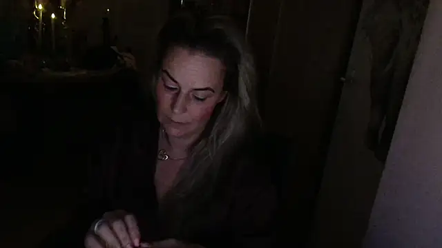 Mrs-Aurora online show from March 9, 9:41 pm