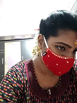 Snapshot of Tamil-Meenu12 chatting on October 24, 6:43 am Tamil-Meenu12 online show from October 24, 6:43 am