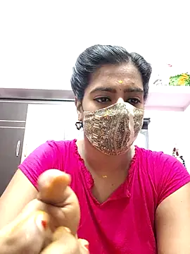 Snapshot of Tamil-Meenu12 chatting on December 3, 5:48 am Tamil-Meenu12 online show from December 3, 5:48 am