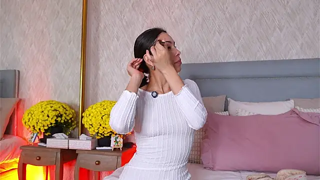 Snapshot of Sofy_Bradd chatting on November 3, 7:53 am Sofy Bradd online show from November 3, 7:53 am